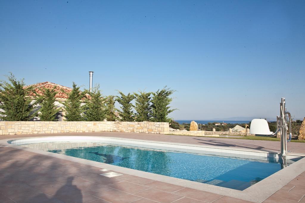 Mantzavináta Ameadros Resort מראה חיצוני תמונה